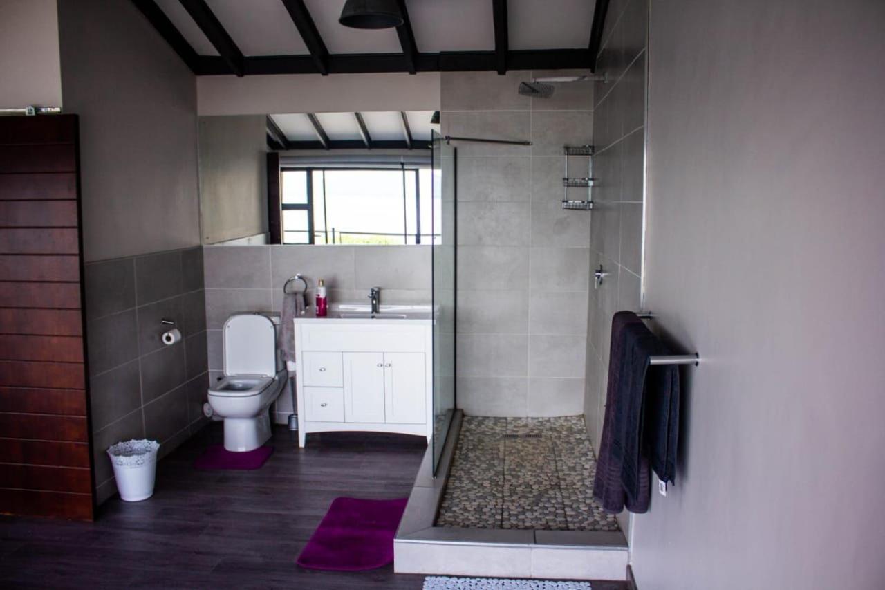 Kosmos, Holiday home Hartbeespoort