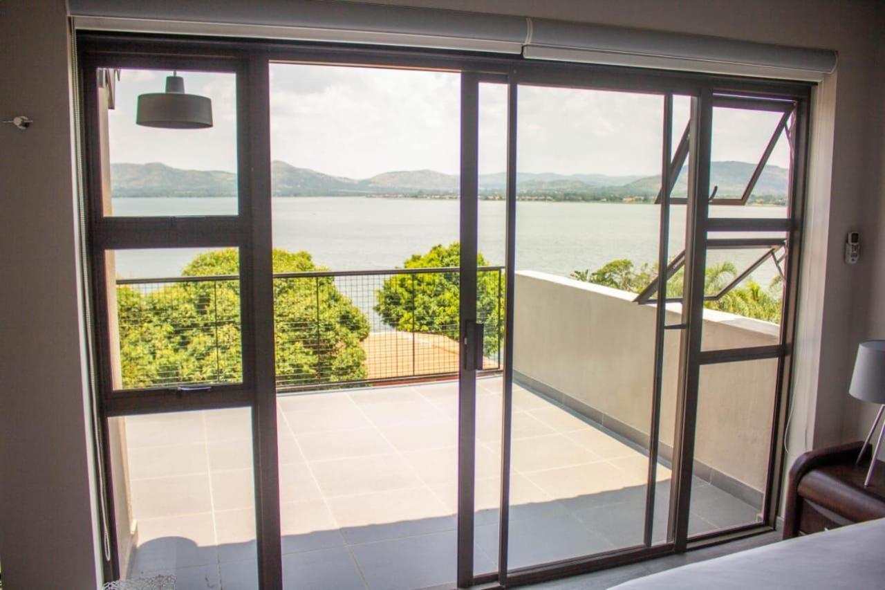 Kosmos, Holiday home Hartbeespoort