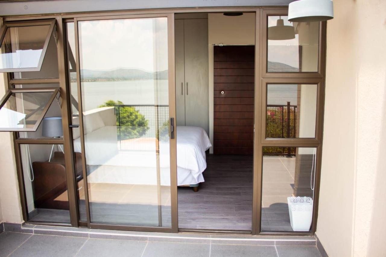 Kosmos, * Hartbeespoort