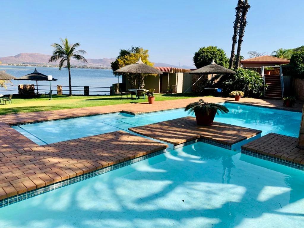 Kosmos, Holiday home